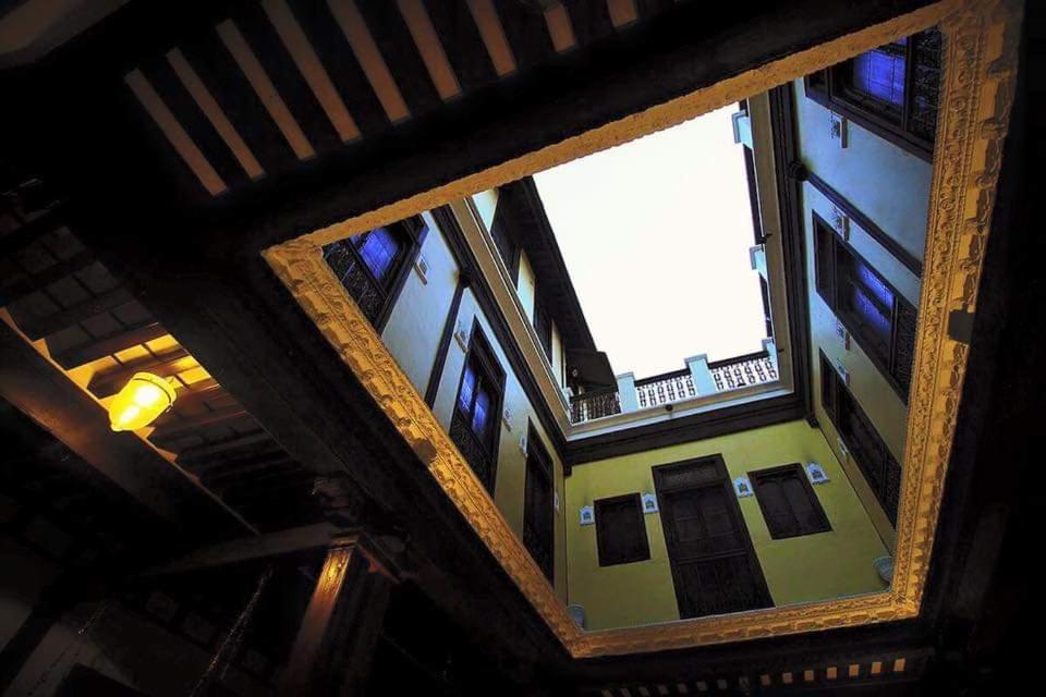 蒂万吉尼哈维里住宿加早餐旅馆 阿穆达巴 外观 照片