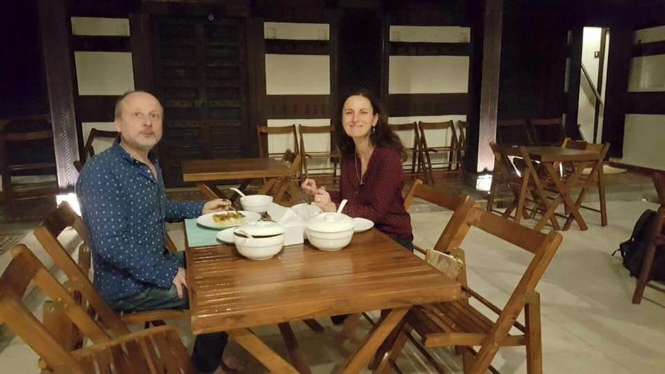 蒂万吉尼哈维里住宿加早餐旅馆 阿穆达巴 外观 照片