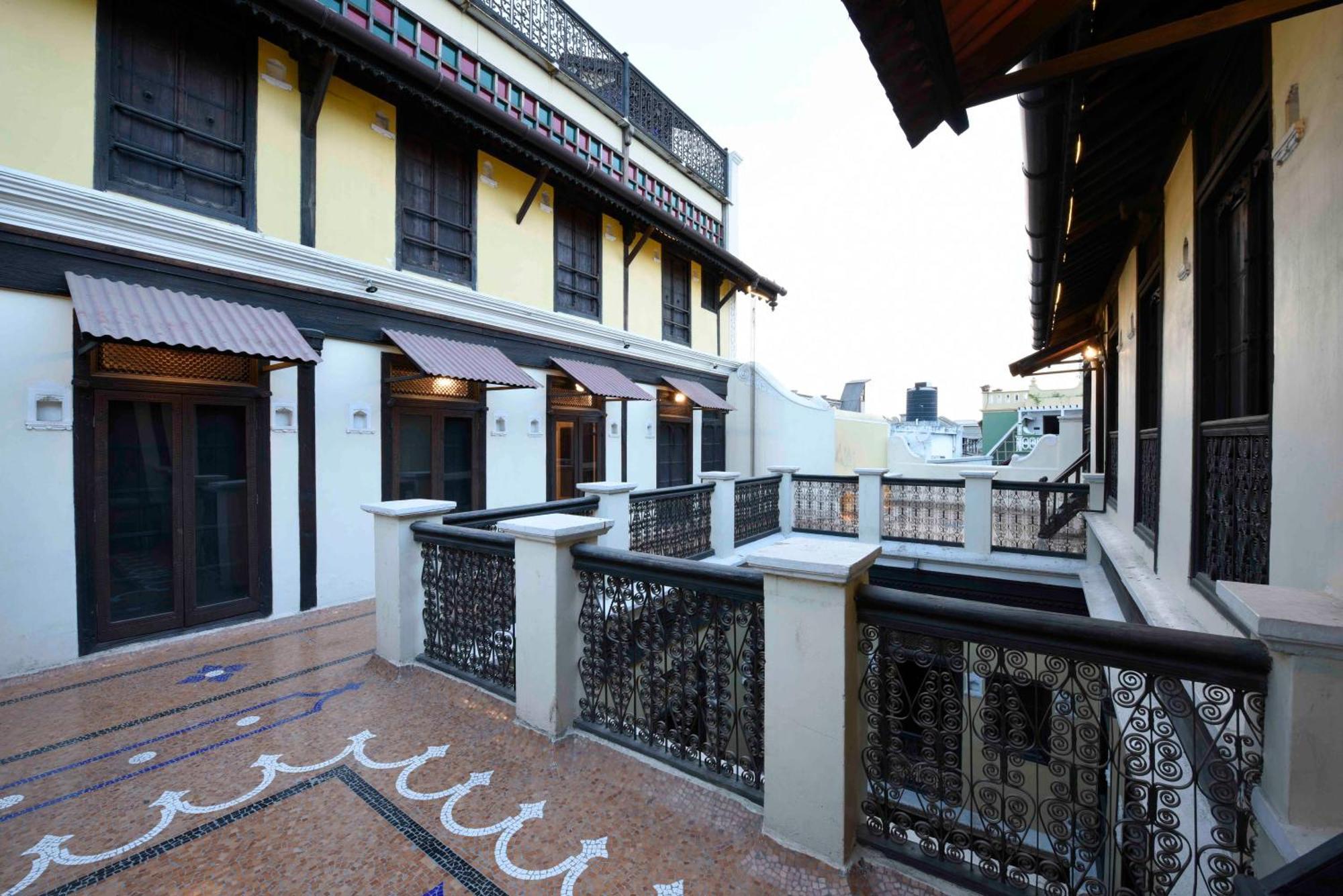 蒂万吉尼哈维里住宿加早餐旅馆 阿穆达巴 外观 照片