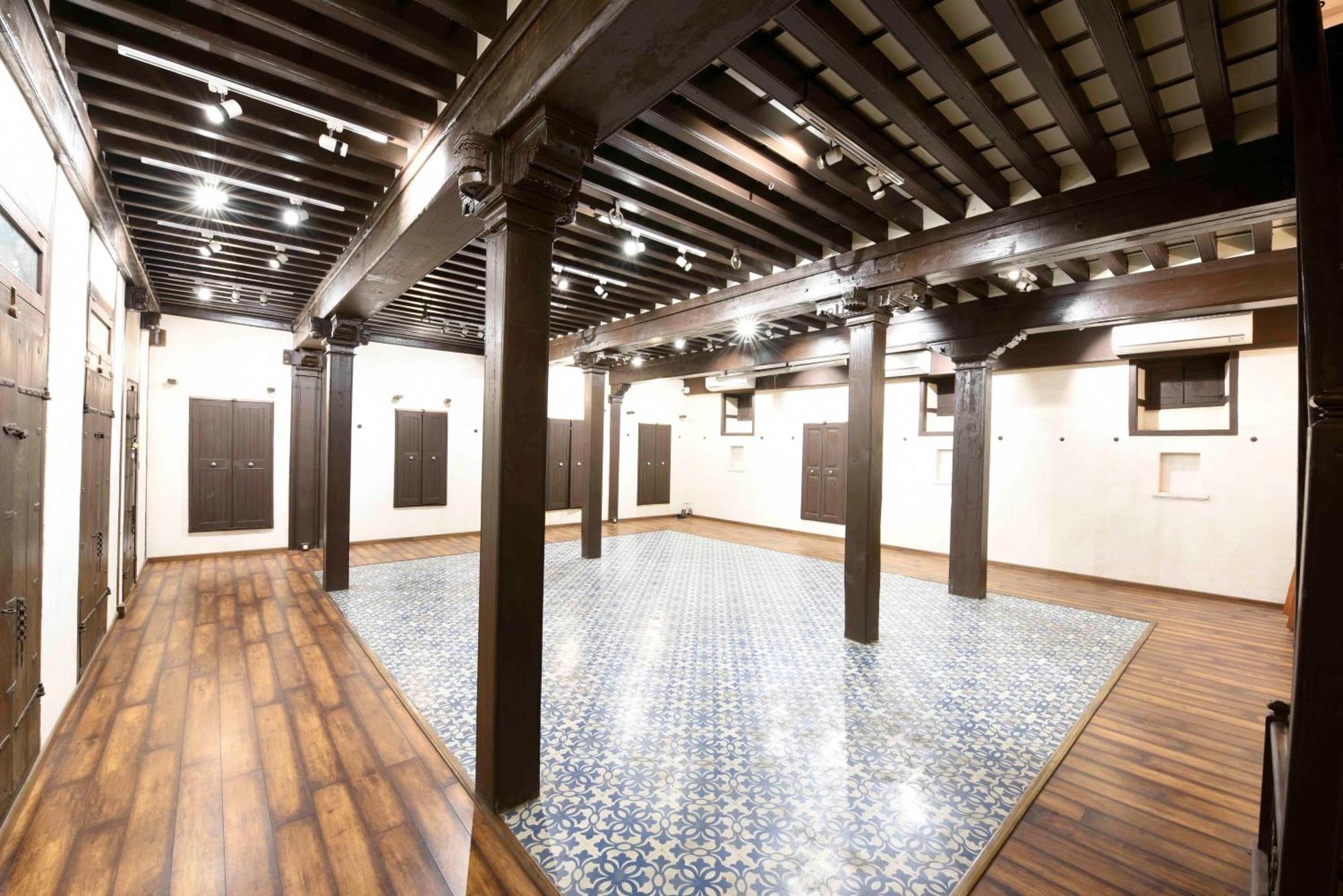 蒂万吉尼哈维里住宿加早餐旅馆 阿穆达巴 外观 照片